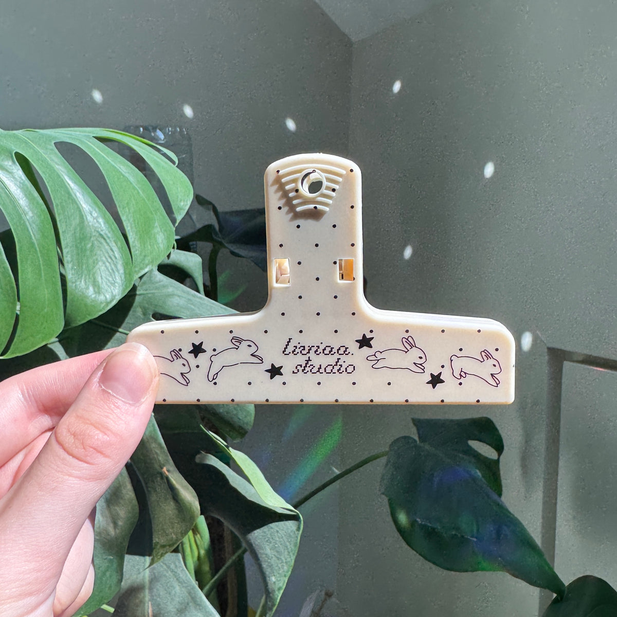 NOTEBOOK CLIP BUNNY BEIGE